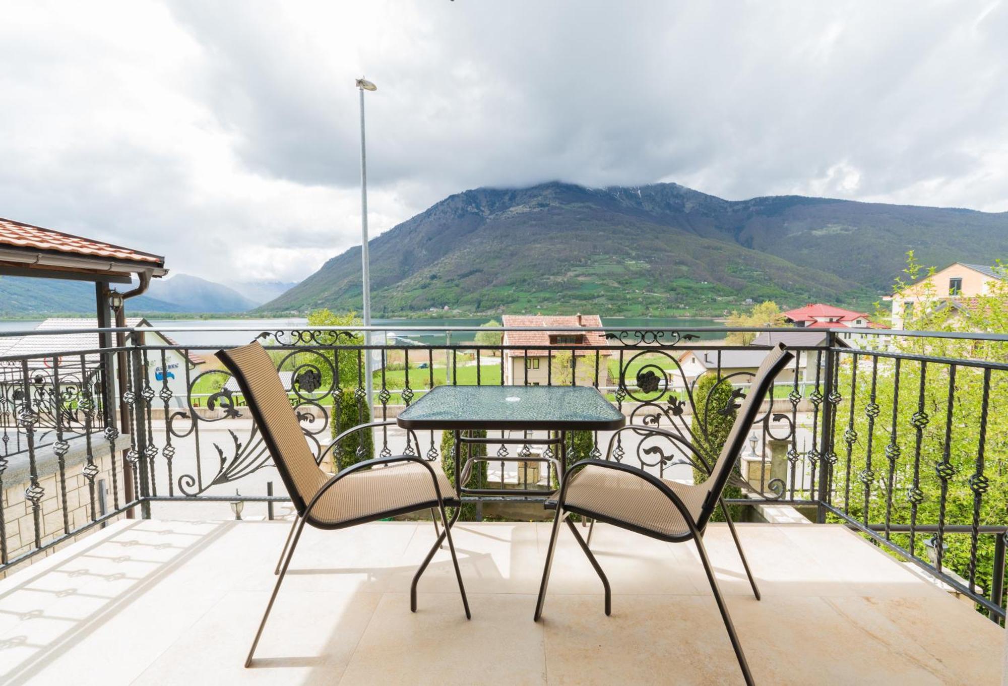 Ema Apartments Plav Ngoại thất bức ảnh